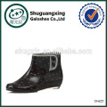 Botas de chuva Gumboots de salto plano com pontos D-625 da moda